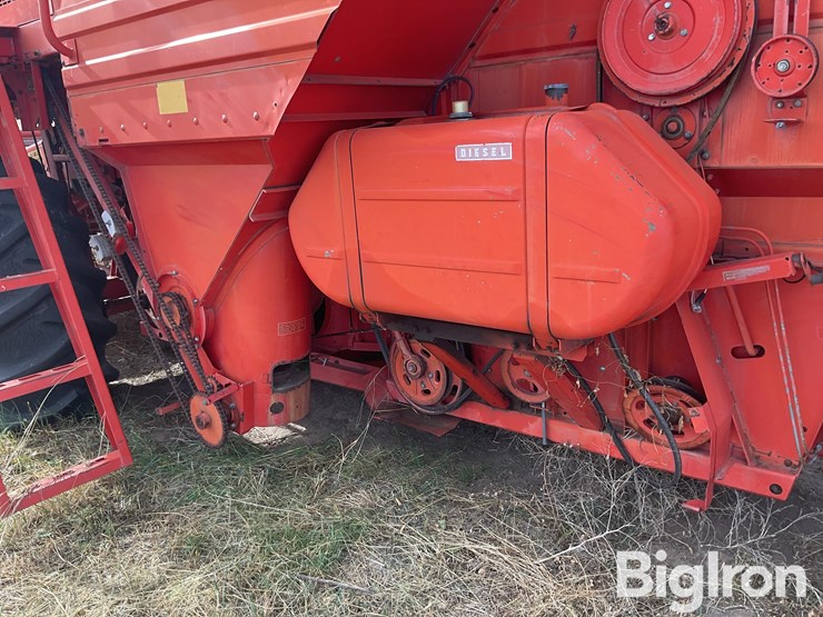 1973-massey-ferguson-760-image-18