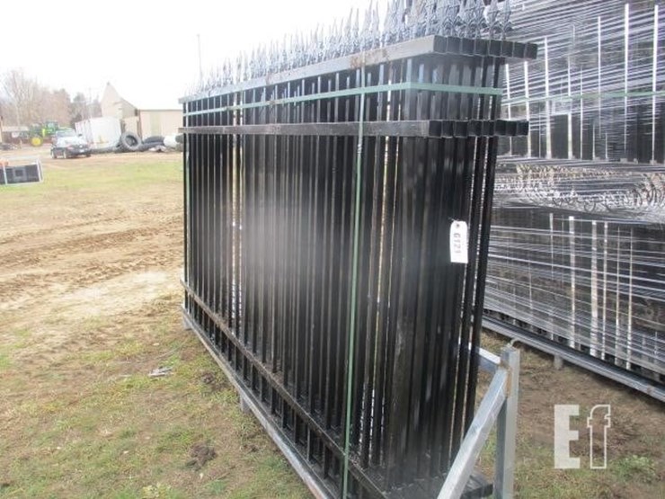 iron-fence-fence-spokes-not-broken-but-bent-iron-image-1