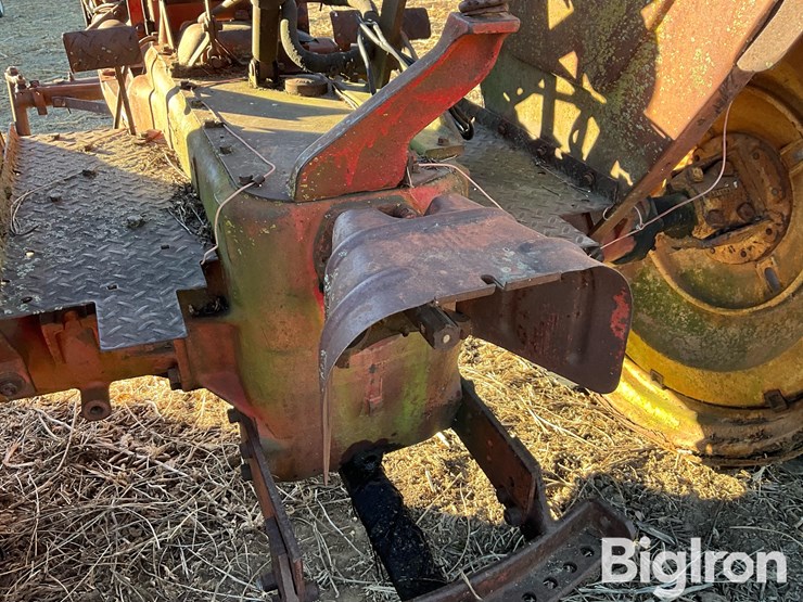 massey-ferguson-44-image-9