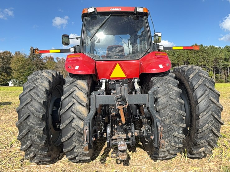 case-ih-magnum-335-image-4