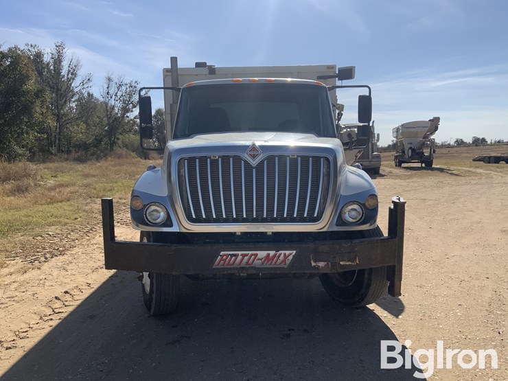 2019-international-7400-image-2