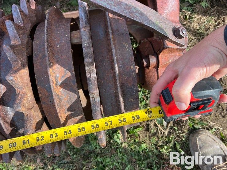 brillion-cultipacker-10'-main-frame-&-5'-wings-image-20