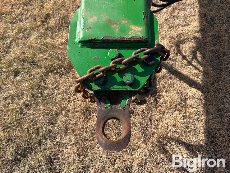 2013-john-deere-2623vt-image-9