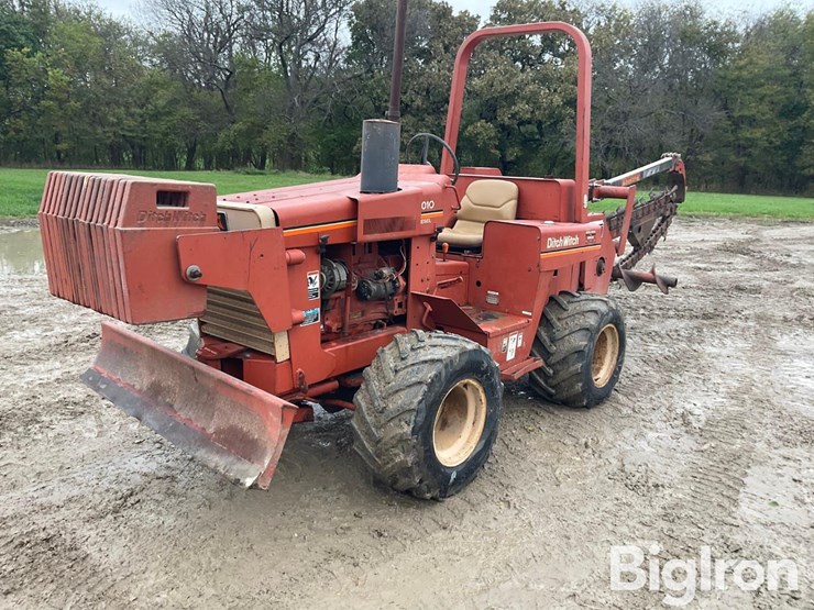 ditch-witch-4010-image-1