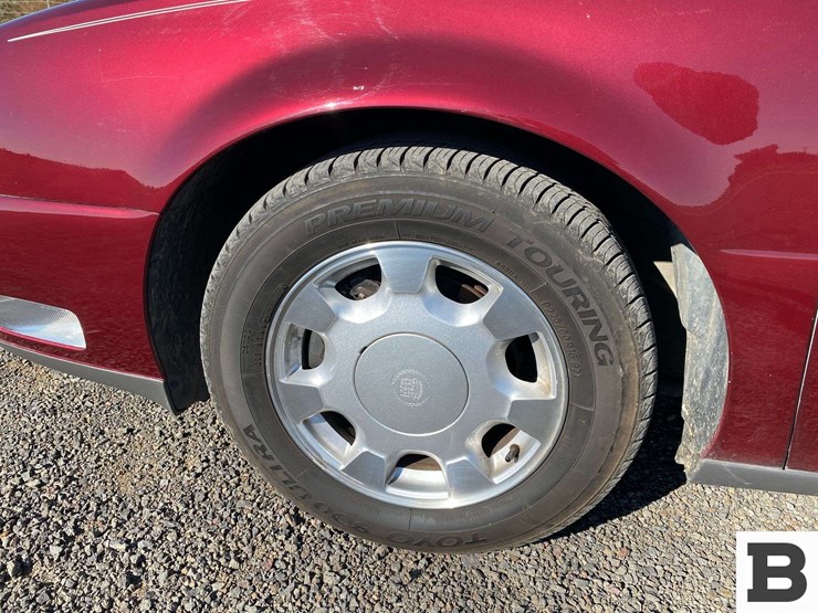 2000-cadillac-deville-sedan-image-11