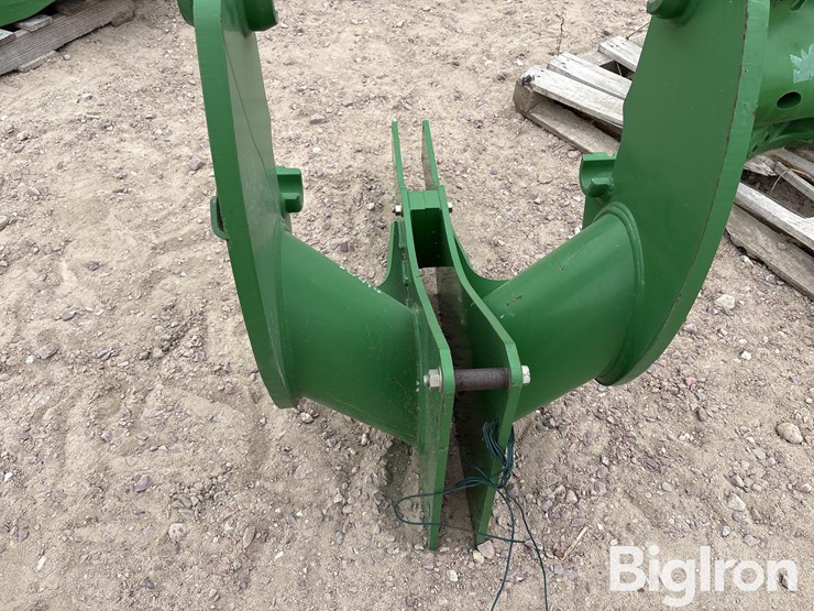 john-deere-6100d-image-10