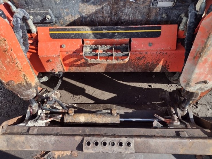 kubota-svl90-2-image-13