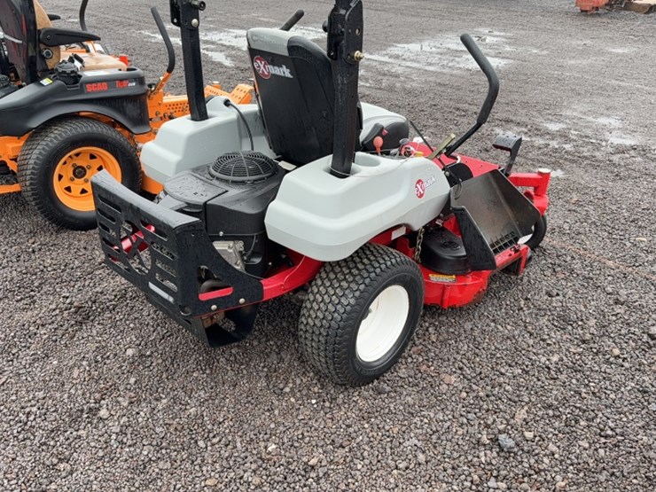 #3092-•-2014-exmark-pioneer-zero-turn-lawn-mower-image-8