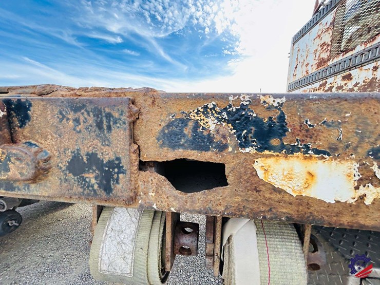 2013-international-durastar-4400-image-38