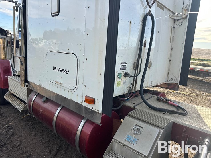 2005-international-9900i-image-20