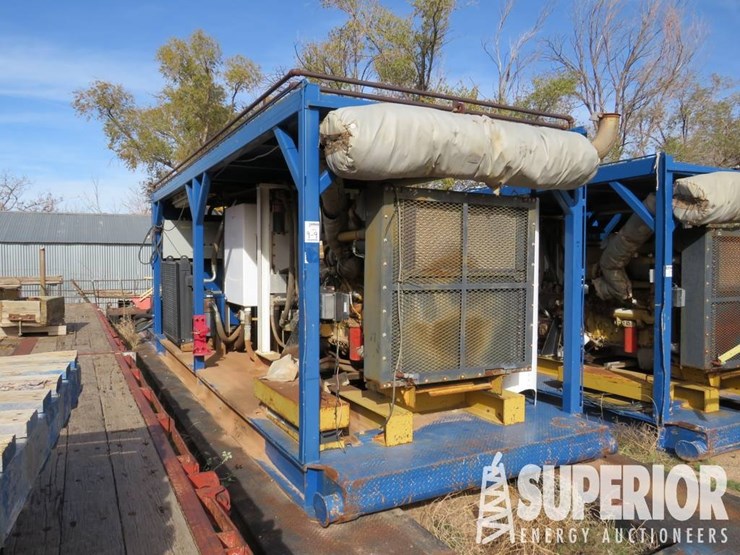 2010-caterpillar-c15-image-1