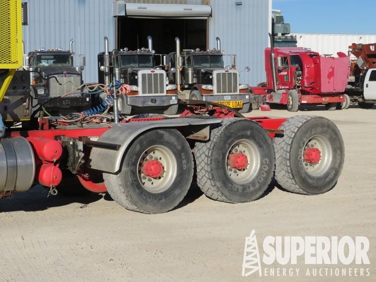 (x)-(5-64)-2013-western-star-w4900-3-axle-wet-kit...-image-13