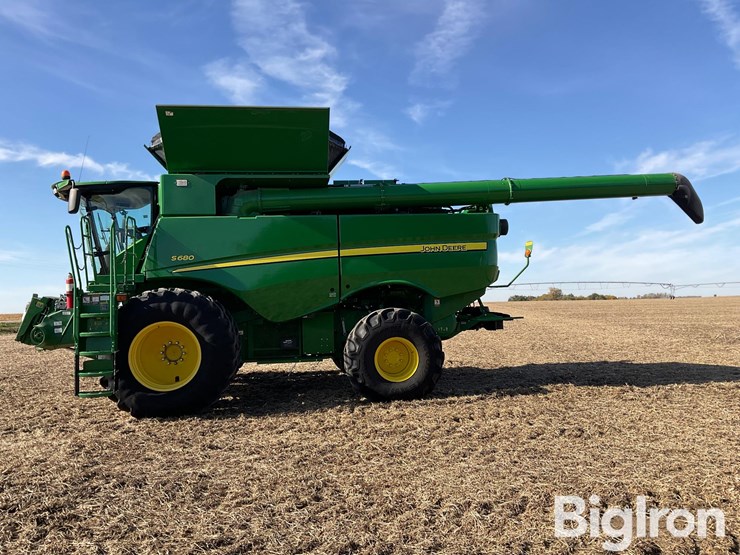 2015-john-deere-s680-image-8