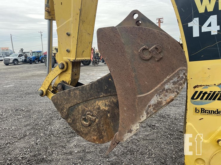 2007-komatsu-wb146-5-image-26