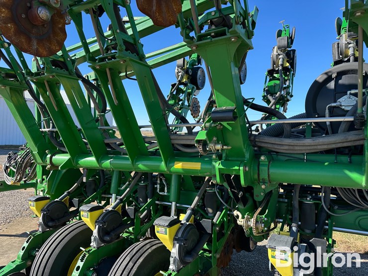 2010-john-deere-1790-ccs-image-20