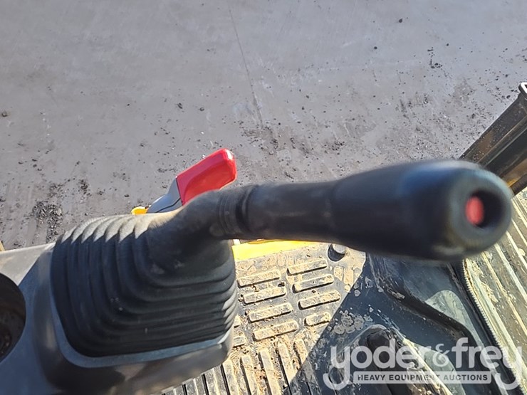 2022-komatsu-pc490-lc-11-image-134