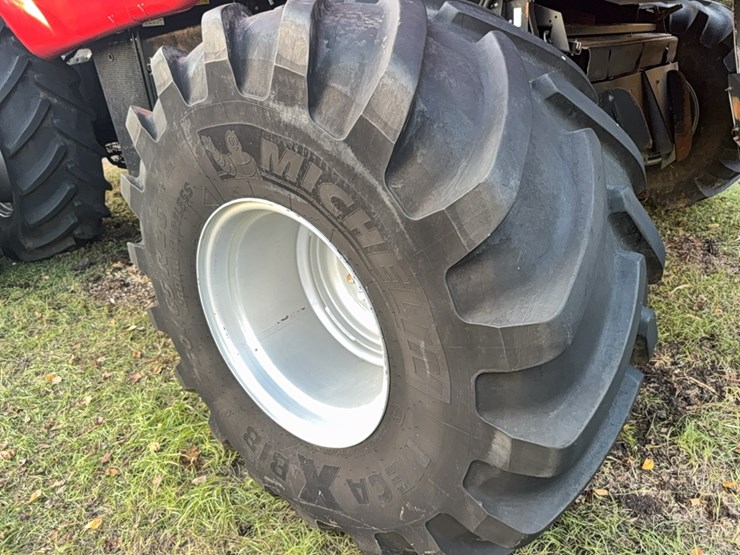 2018-case-ih-8240-image-7