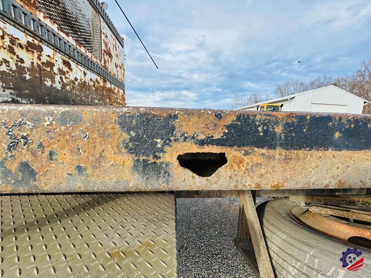 2013-international-durastar-4400-image-26