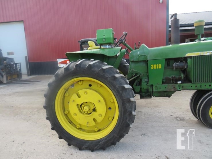 john-deere-3010-image-5