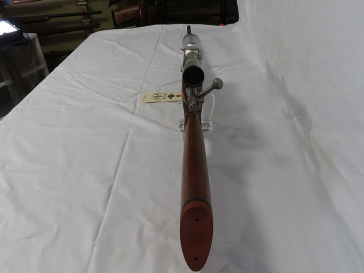 winchester-model-70-classic-stainless-sa-7mm-rem/mag-bolt-action-rifle-image-5