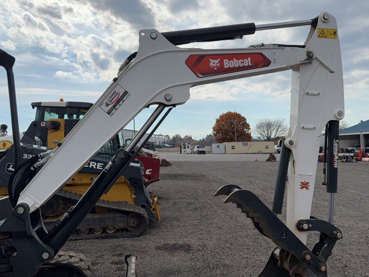 2021-bobcat-e42-image-6