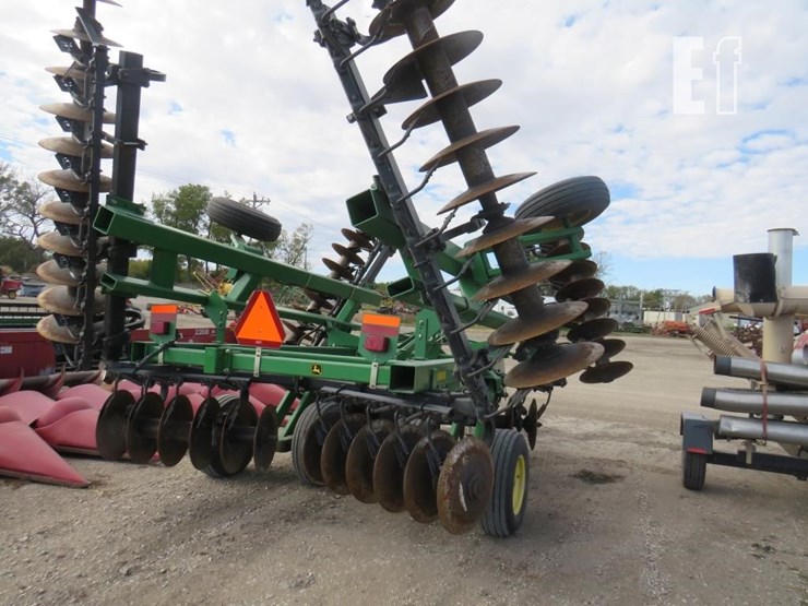 john-deere-637-image-3