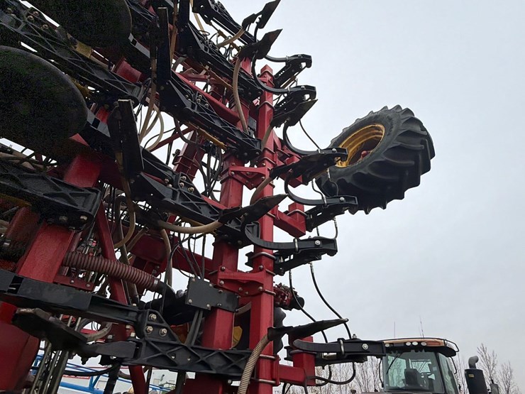 2016-bourgault-3320-66-image-31
