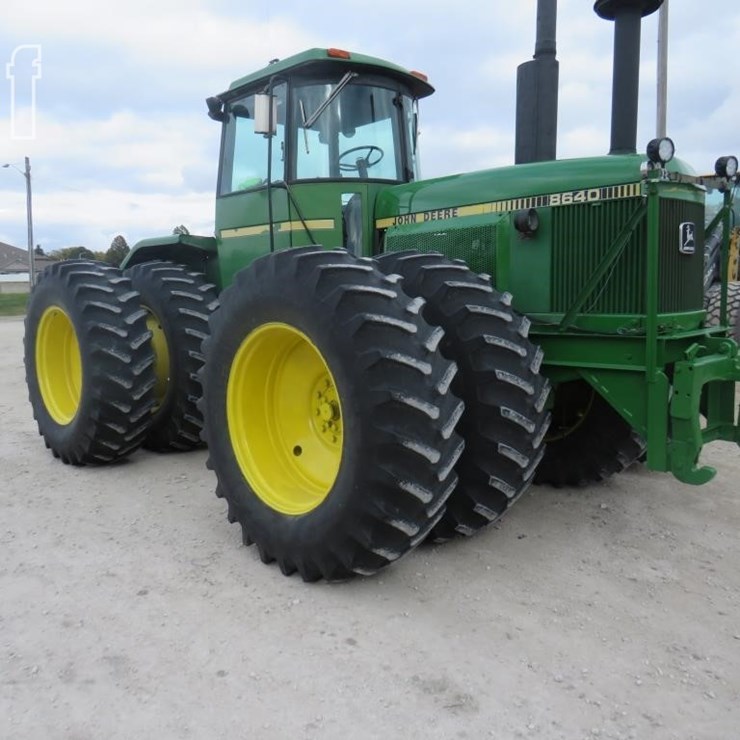 JOHN DEERE 8640