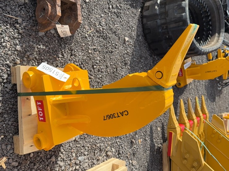 caterpillar-306-image-2