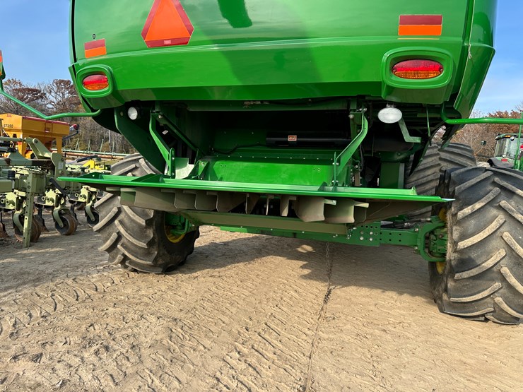 2015-john-deere-s680-image-15