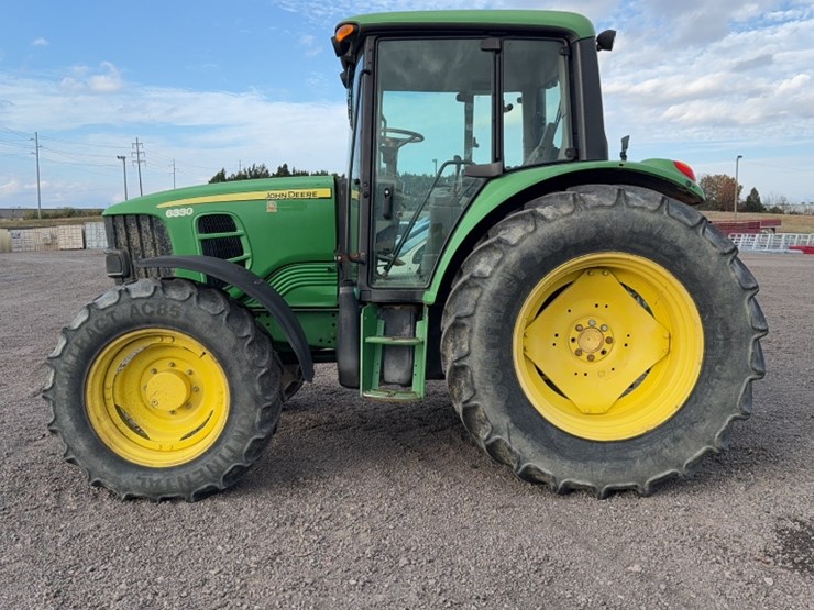 john-deere-6330-image-12