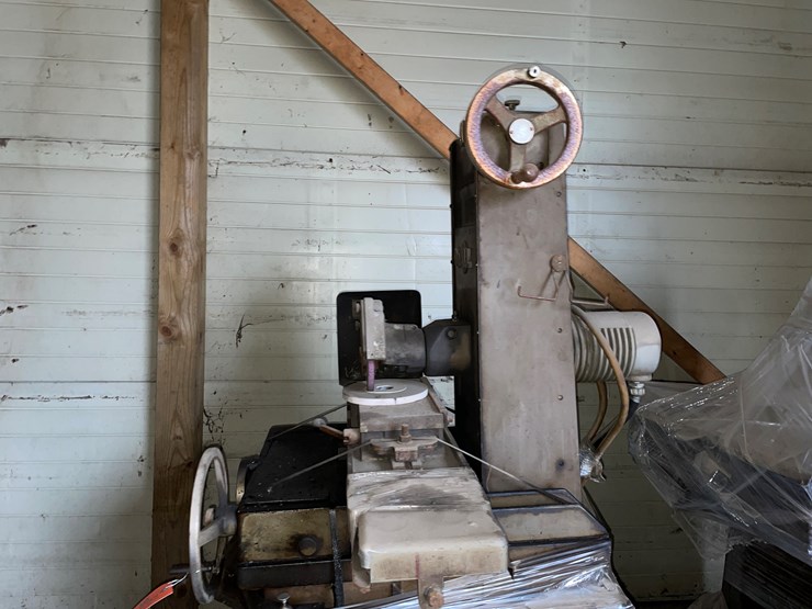 #1420-•-surface-grinder-on-cabinet-(independence,-wi)-image-15