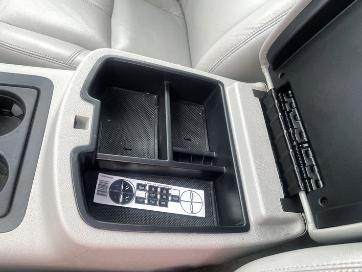 2010-gmc-yukon-image-43