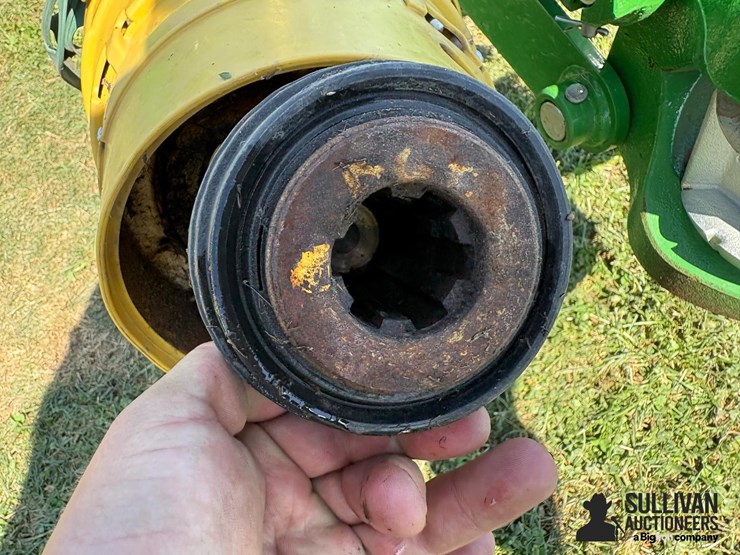 2024-john-deere-fc10r-image-10