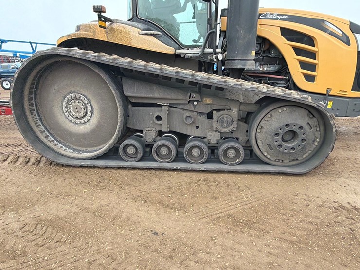 2016-challenger-mt875e-image-17