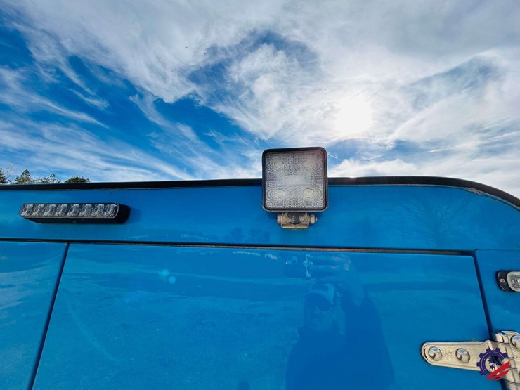 2013-ford-f150-xl-image-34