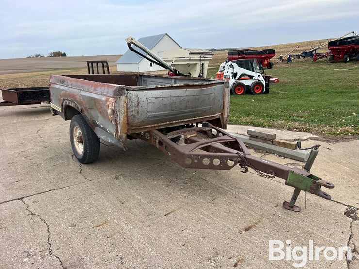 8'-truck-bed-box-farm-use-trailer-image-3