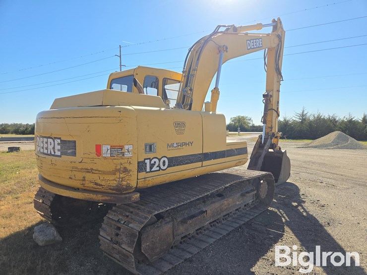 1998-john-deere-120-image-5