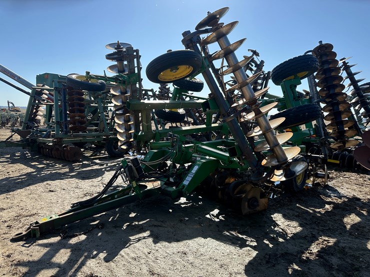 john-deere-26-image-1