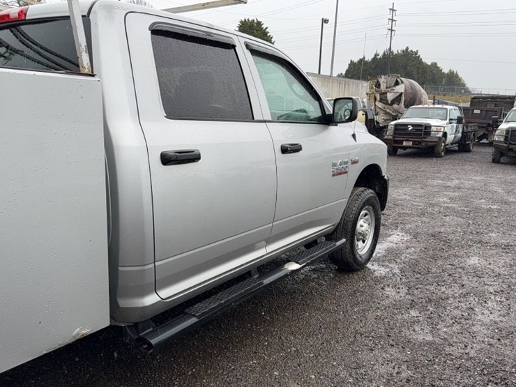 2016-dodge-2500-image-6