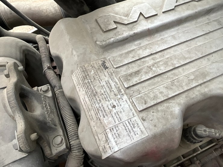 2012-mack-cxu613-day-cab-image-15