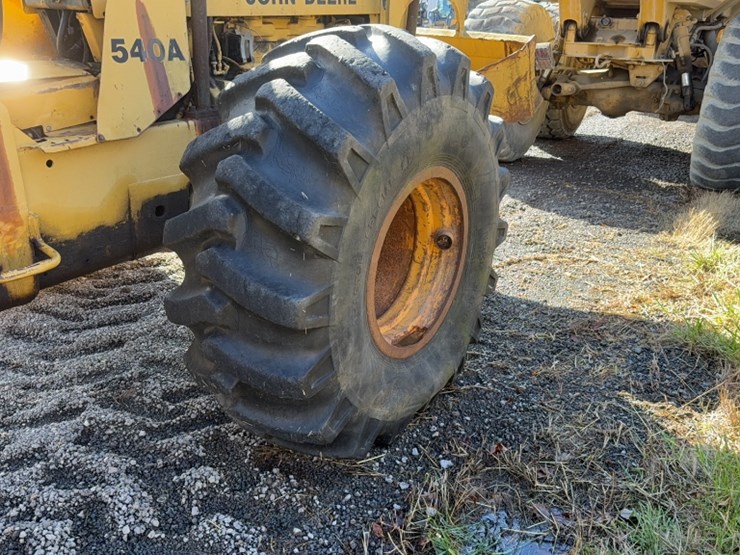 john-deere-540a-image-7