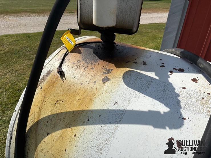 1,000-gal-fuel-tank-w/electric-pump-image-13