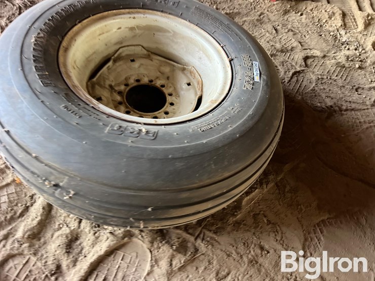 farm-implement-tire-&-rim-11l-15sl-image-4
