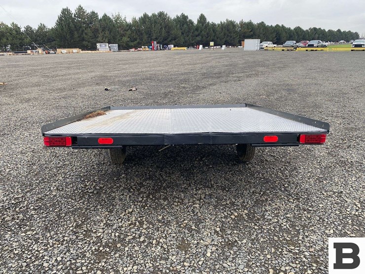 two-place-snowmobile-trailer-image-5