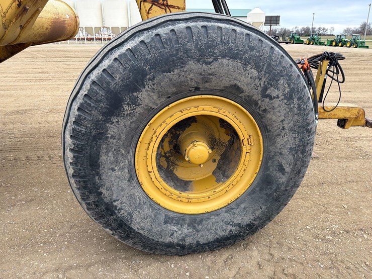 caterpillar-80-image-18