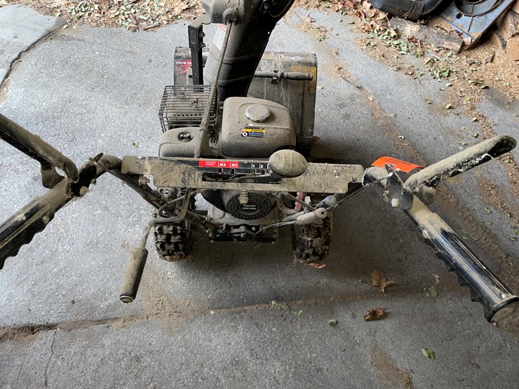 #1417-•-snow-devil-snowblower-(independence,-wi)-image-6