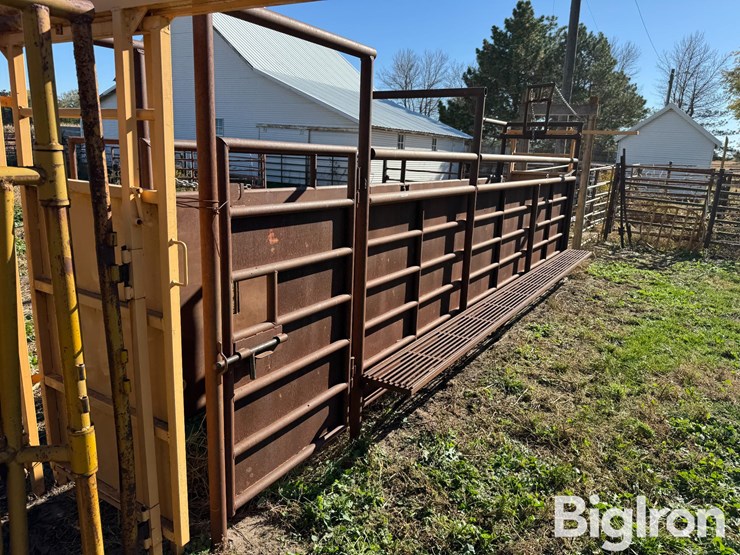 linn-post-&-pipe-lead-up-alley-image-3