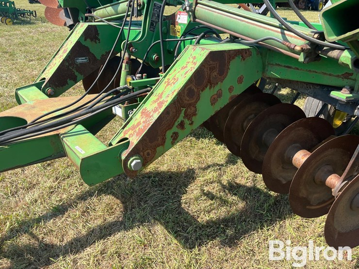 john-deere-630-image-12