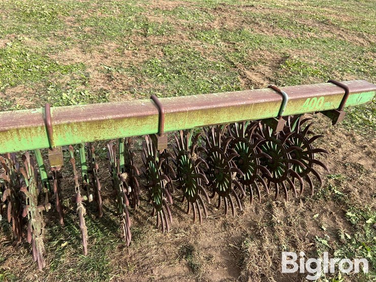 john-deere-400-image-11